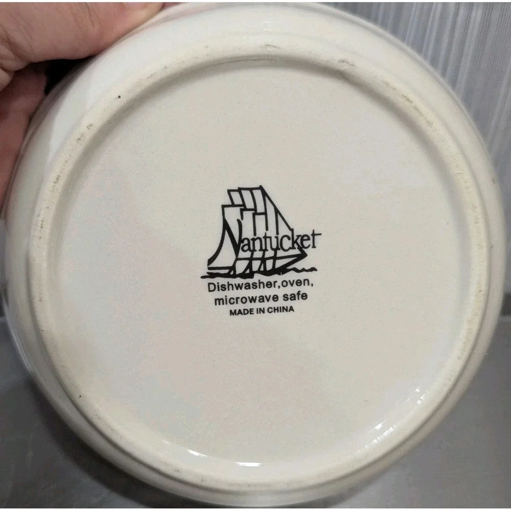 Nantucket Retired Bowl Pie Dish 